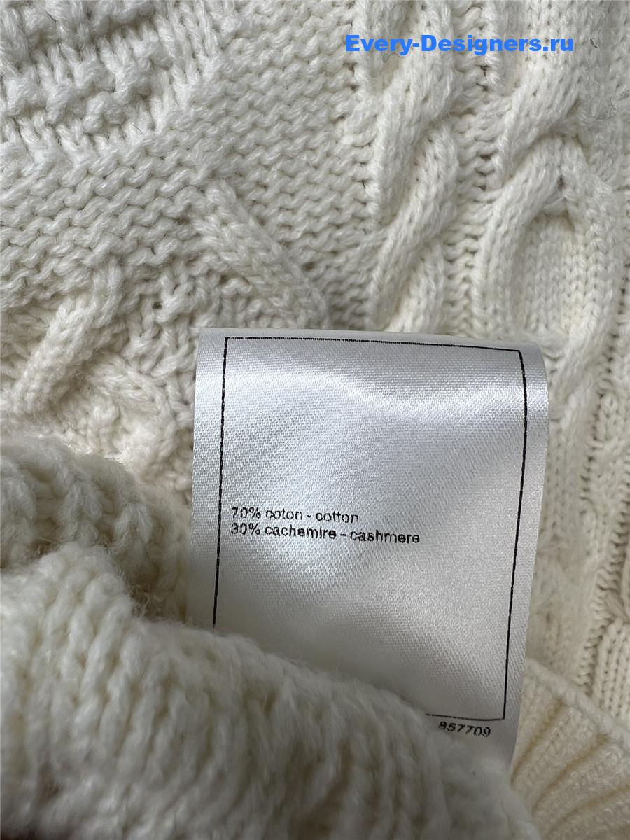 Ch**el cream cable-knit cropped cardigan