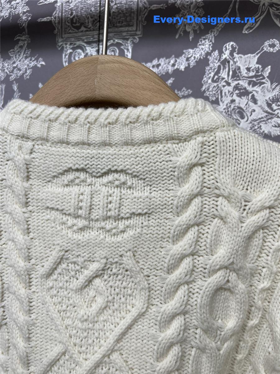 Ch**el cream cable-knit cropped cardigan