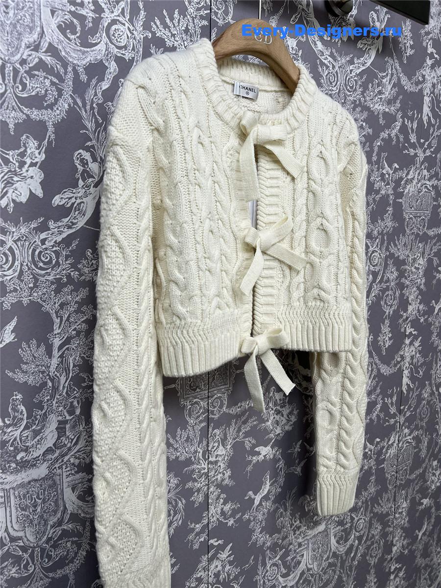 Ch**el cream cable-knit cropped cardigan