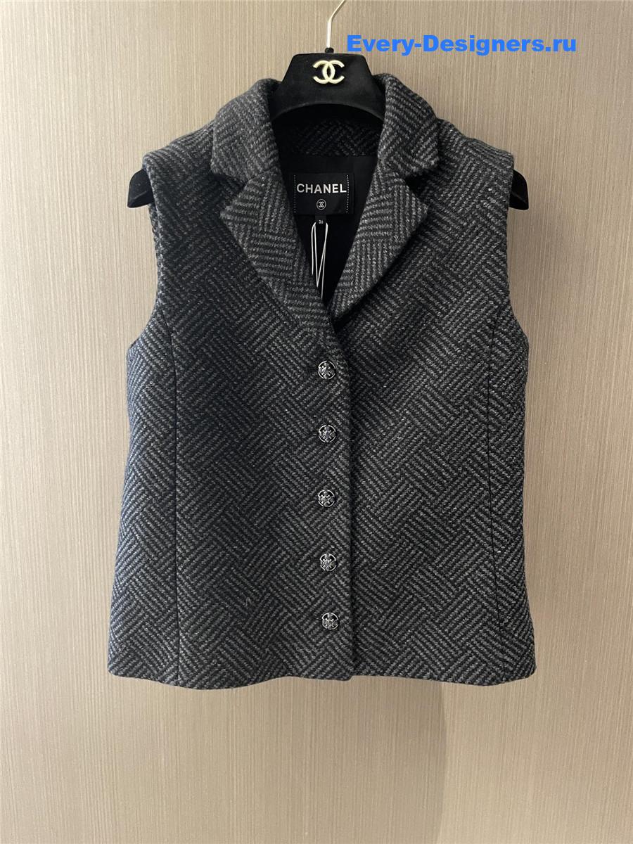 Ch**el button grey twill vest
