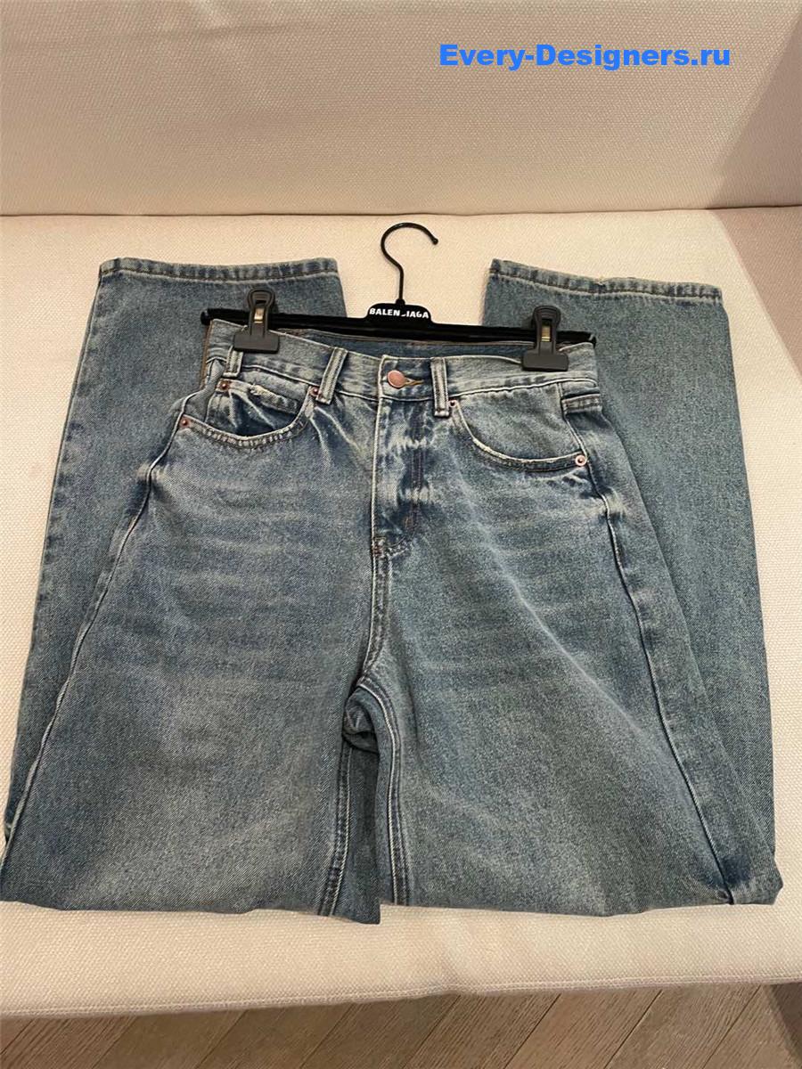 Ce1i*e blue straight jeans for women