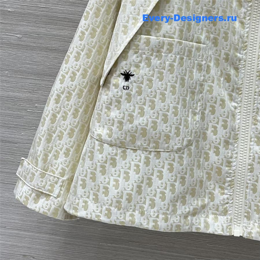 D10r oblique hooded jacket coat