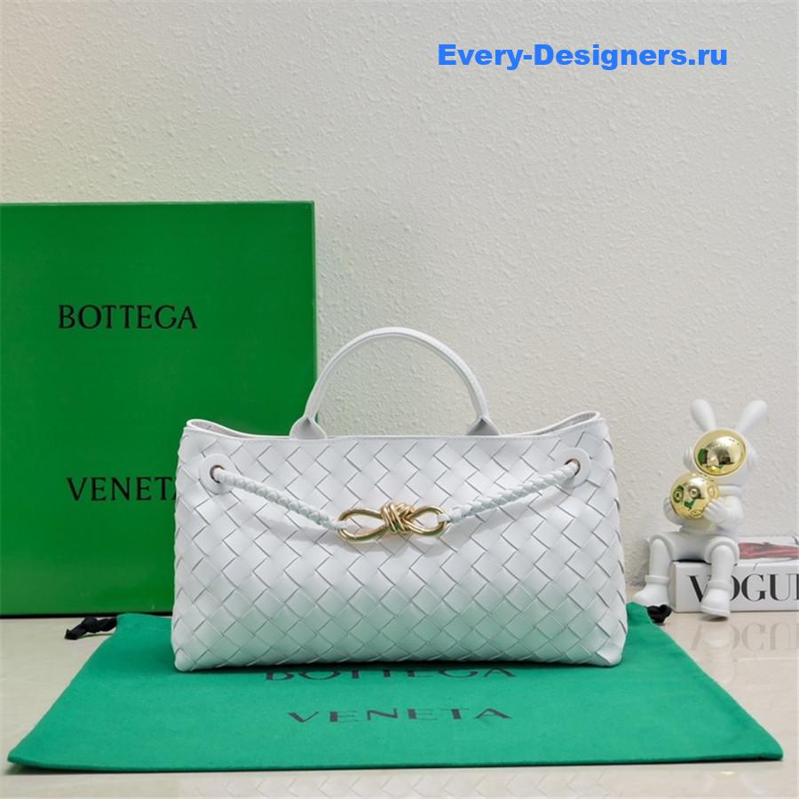 b0tt*ga Ven*ta east west andiamo shoulder bag