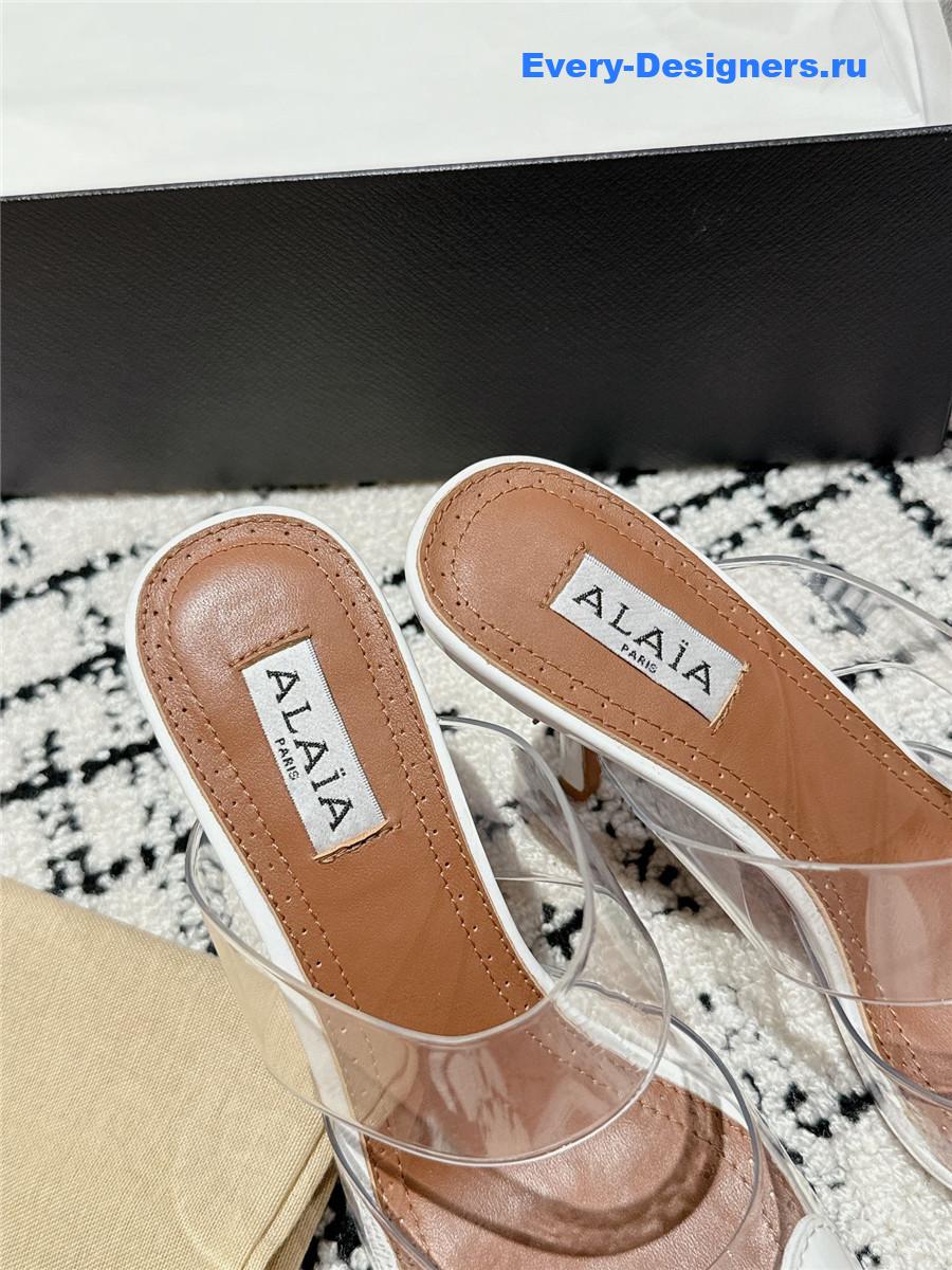 Alaia Cœur White Patent Leather Mules