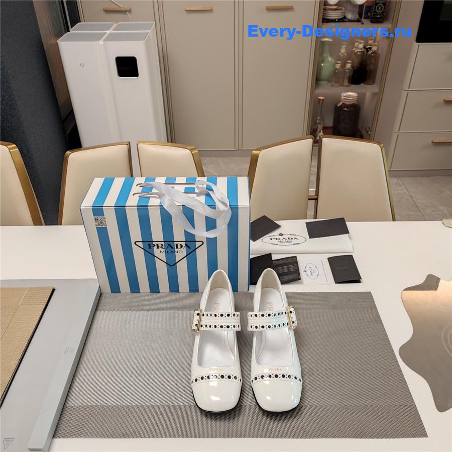 Pra*a 35mm leather mary jane pumps in white
