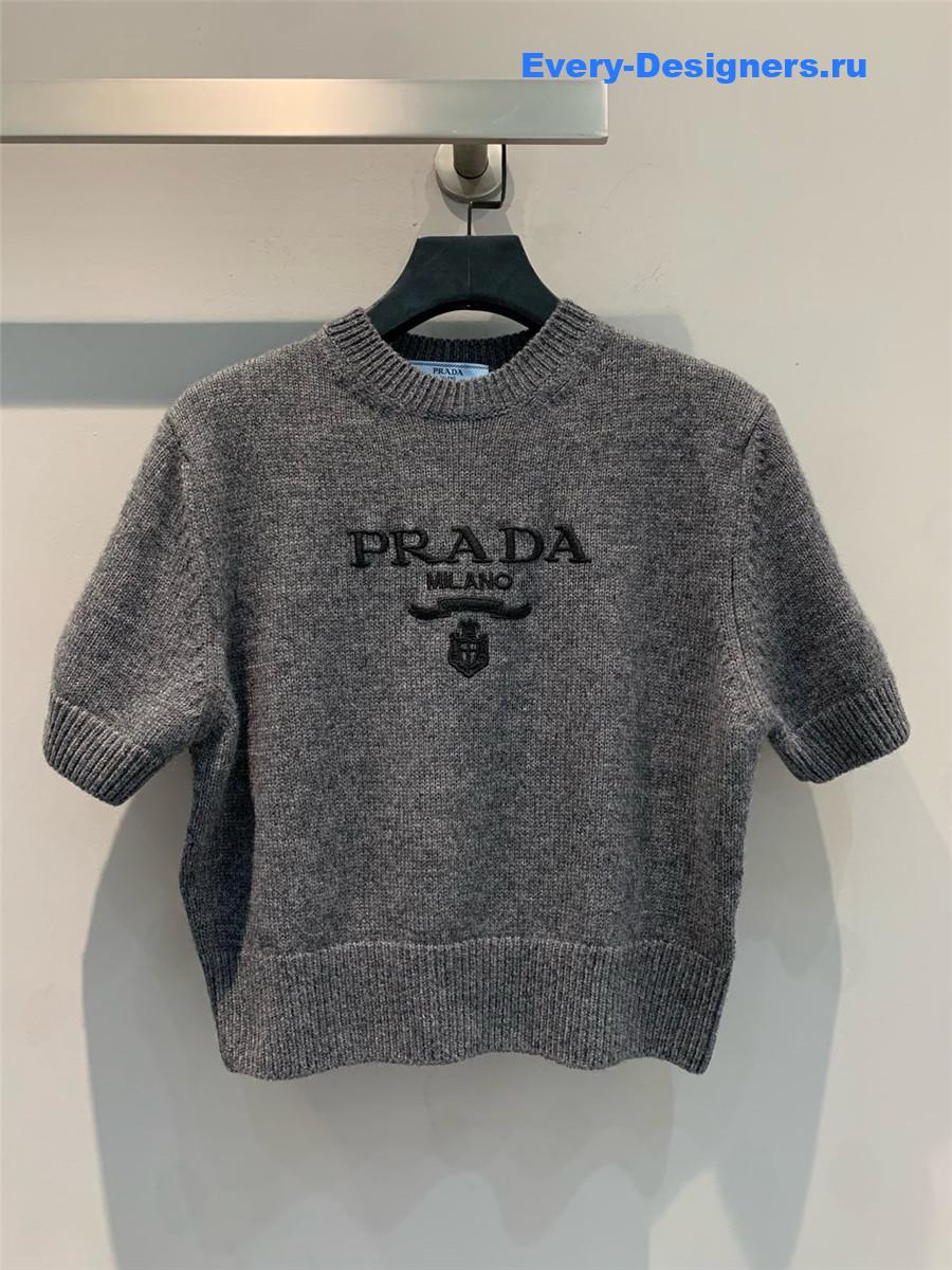 Pra*a grey embroidered logo short sleeve top