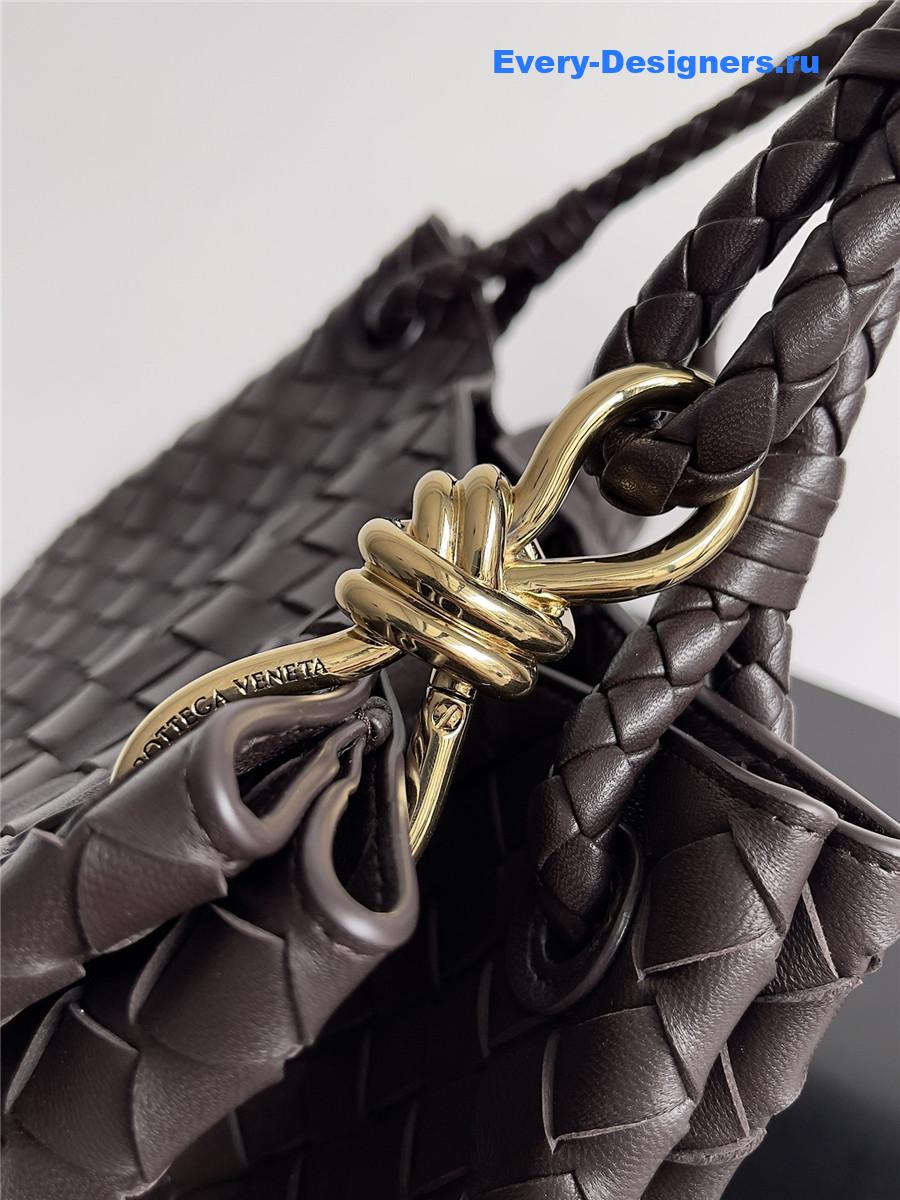 b0tt*ga Ven*ta large andiamo parachute bag brown