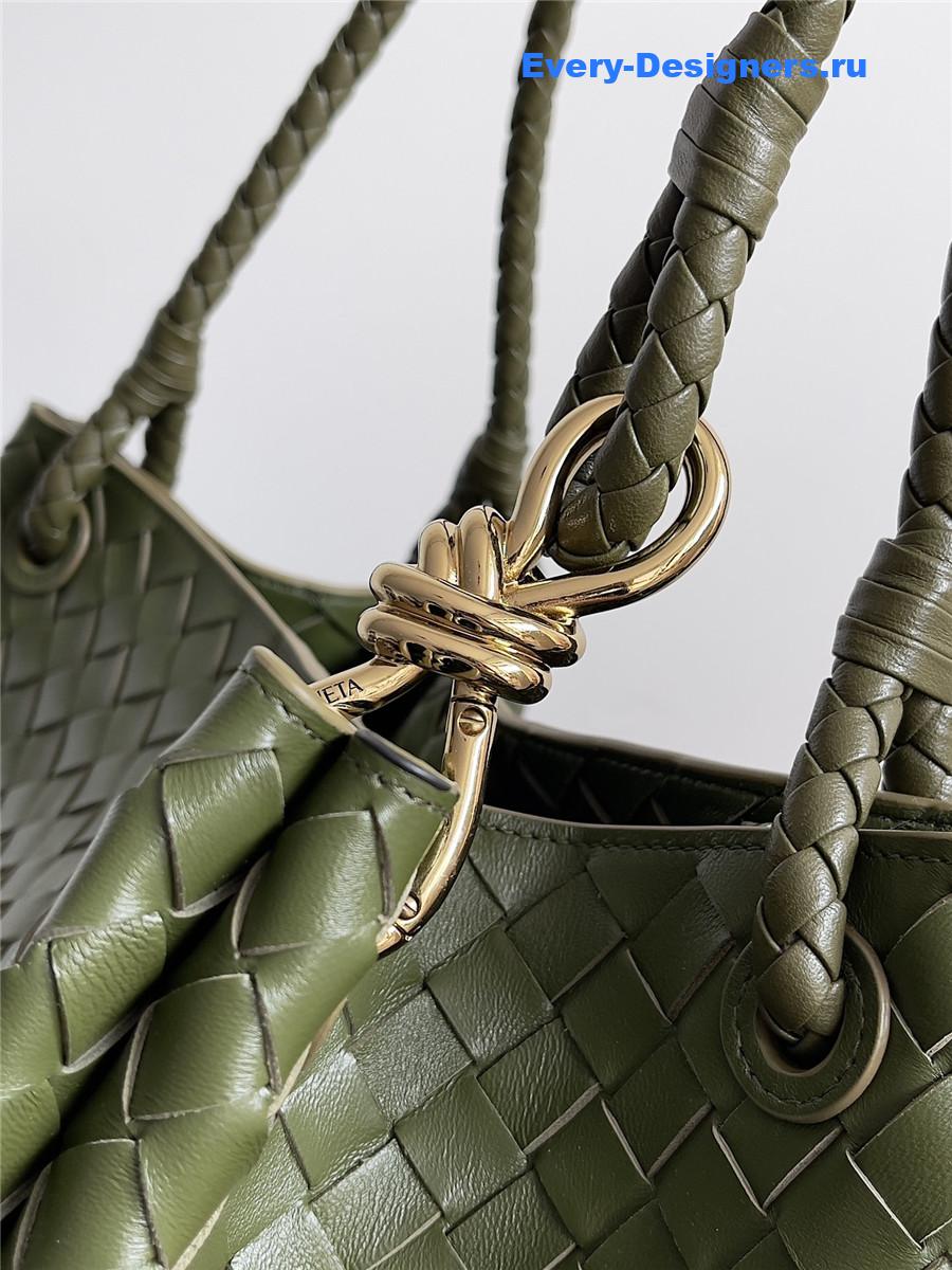 b0tt*ga Ven*ta large andiamo parachute shoulder bag green