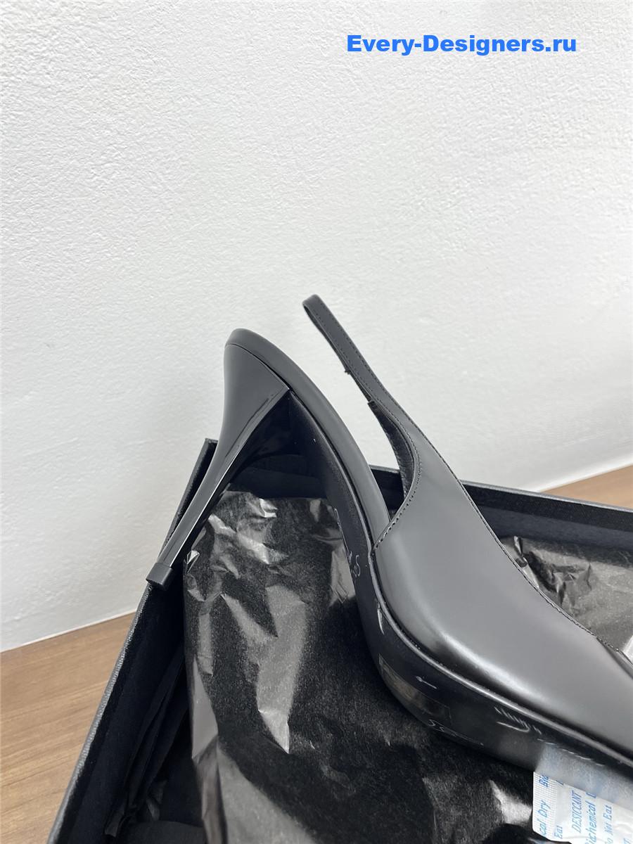 Sa1nt Lau*nt babylone cassandre leather pumps in black