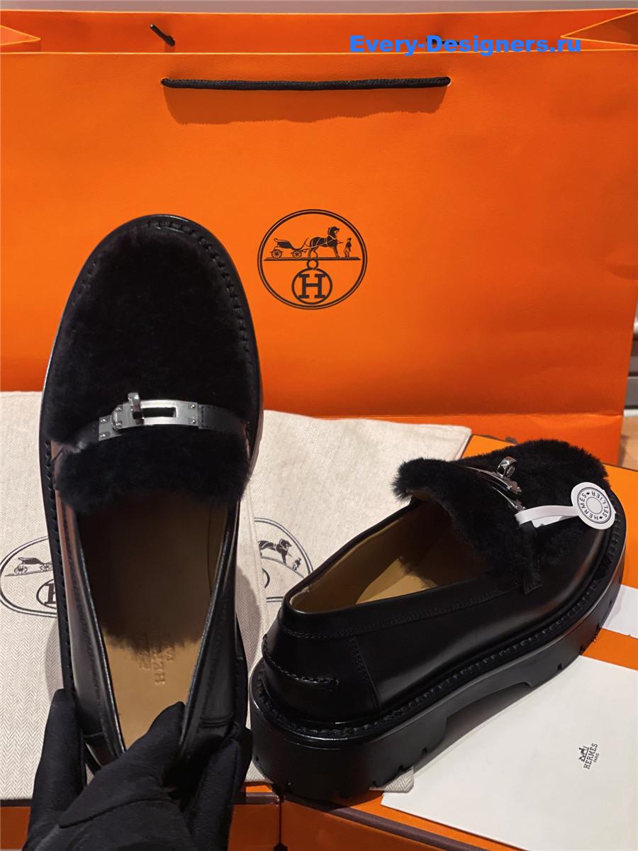 H**me5 black icone loafer women