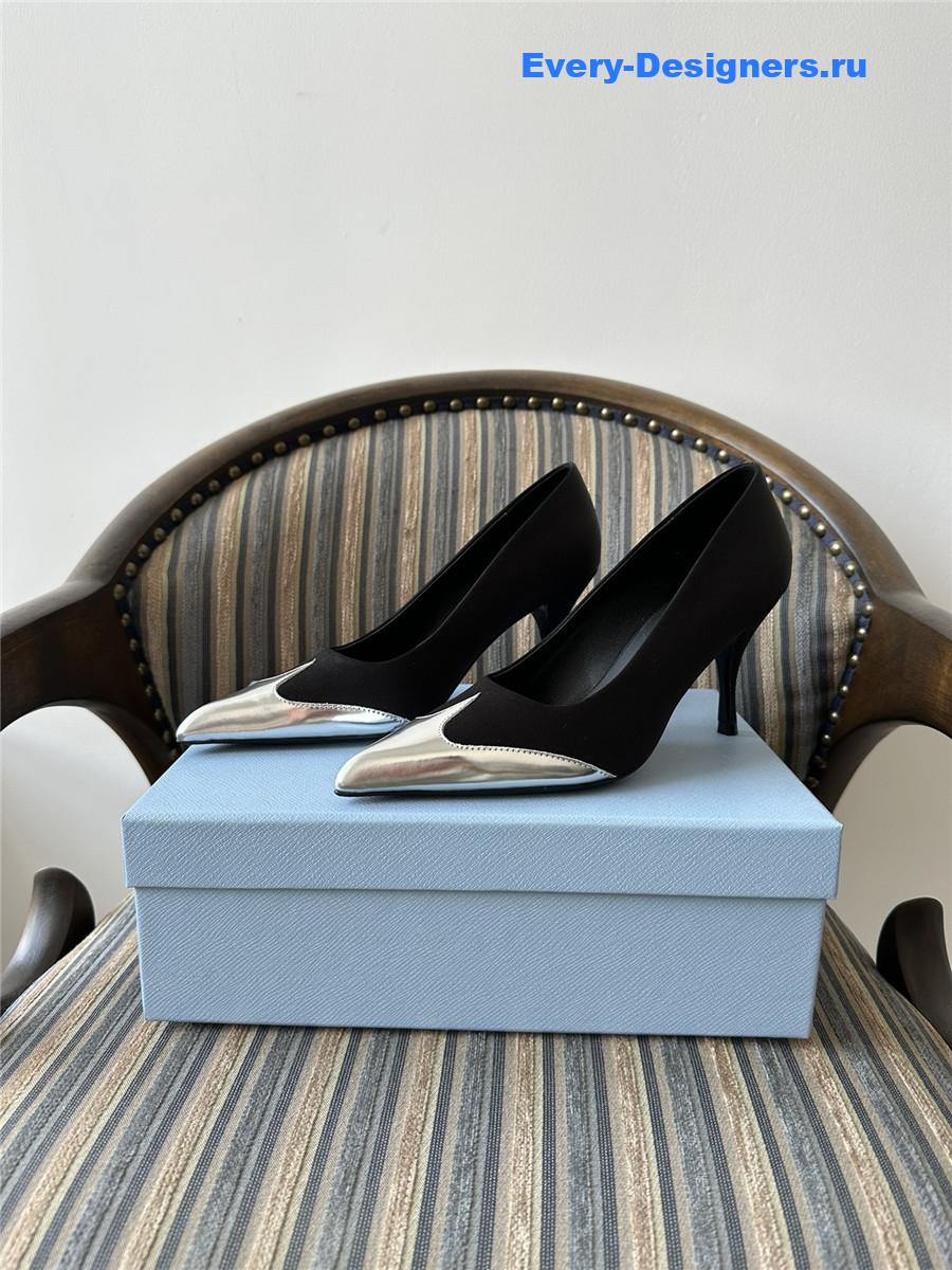 Pra*a black pointed toe pumps