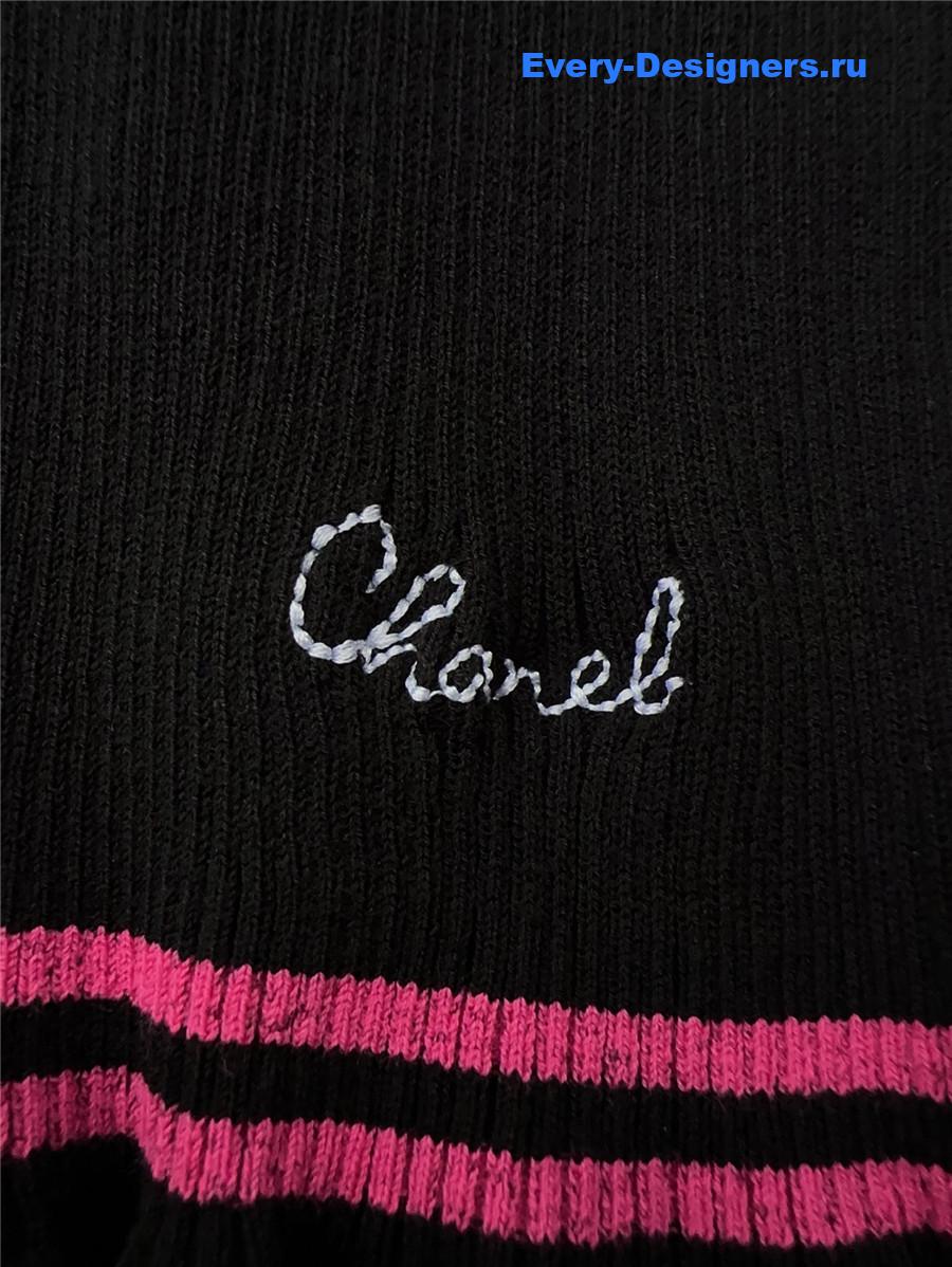 Ch**el embroidered knit vest top