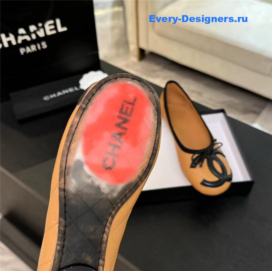 Ch**el beige cc logo ballet flats