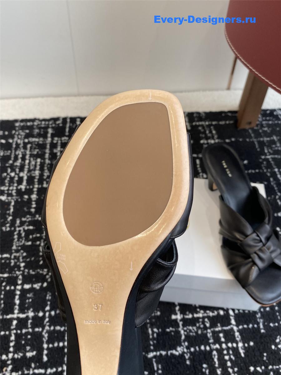 The R0w black knot leather sandals