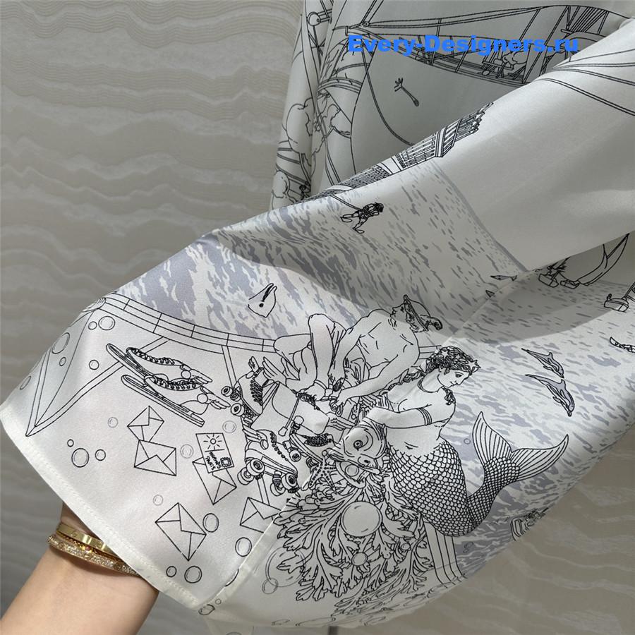 H**me5 gray scarf print silk shirt