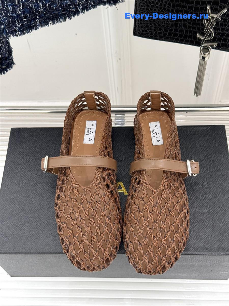 ALAÏA Beige Woven Mesh Ballet Flats