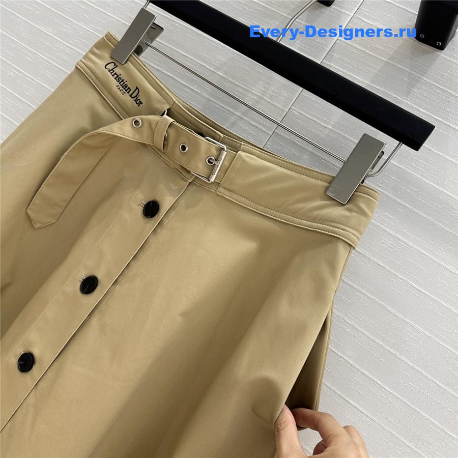D10r brown belted skirt
