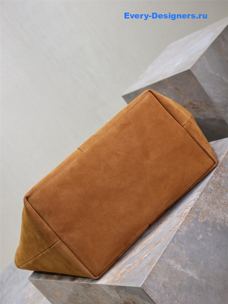 Sa1nt Lau*nt y tote in suede