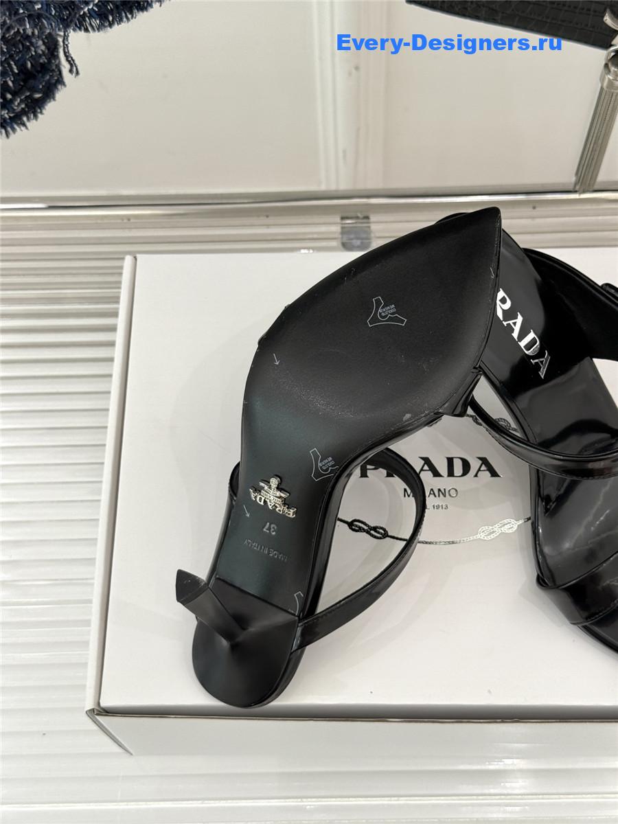 Pra*a black patent heeled sandals
