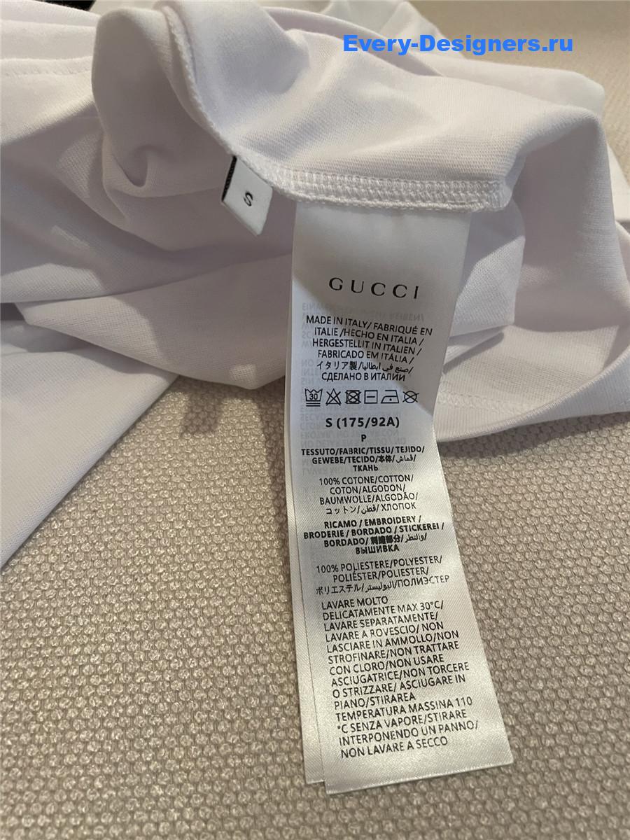 Gvc*1 embroidered logo t-shirt