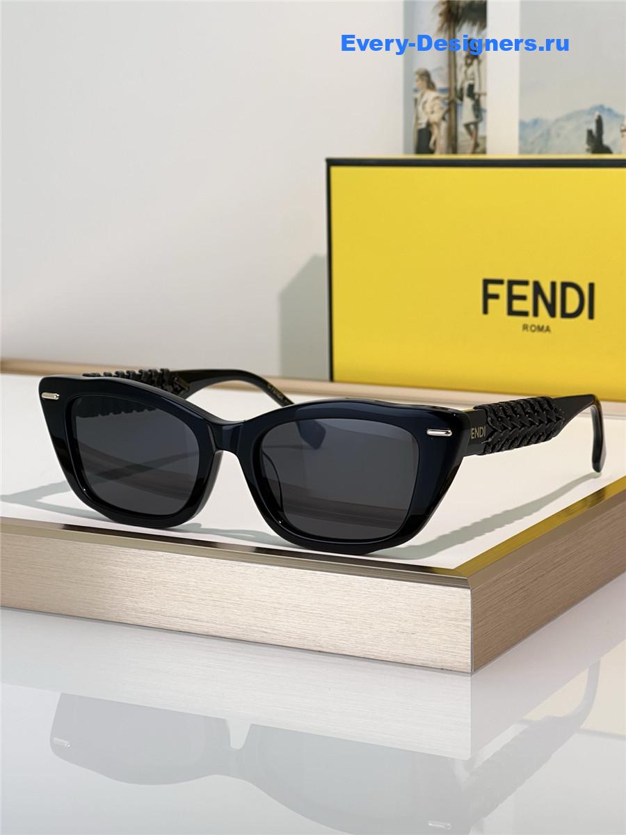 F**di fe40171i sunglasses