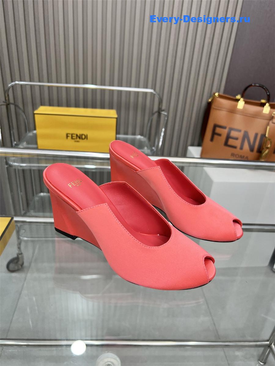 F**di lupita pink leather wedge mules