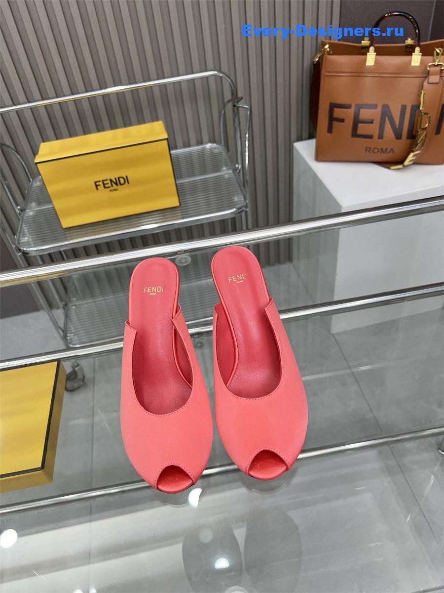 F**di lupita pink leather wedge mules