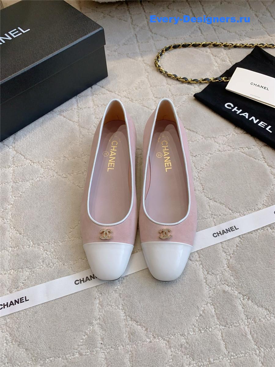 ch**el pink D1am0nd buckle flats
