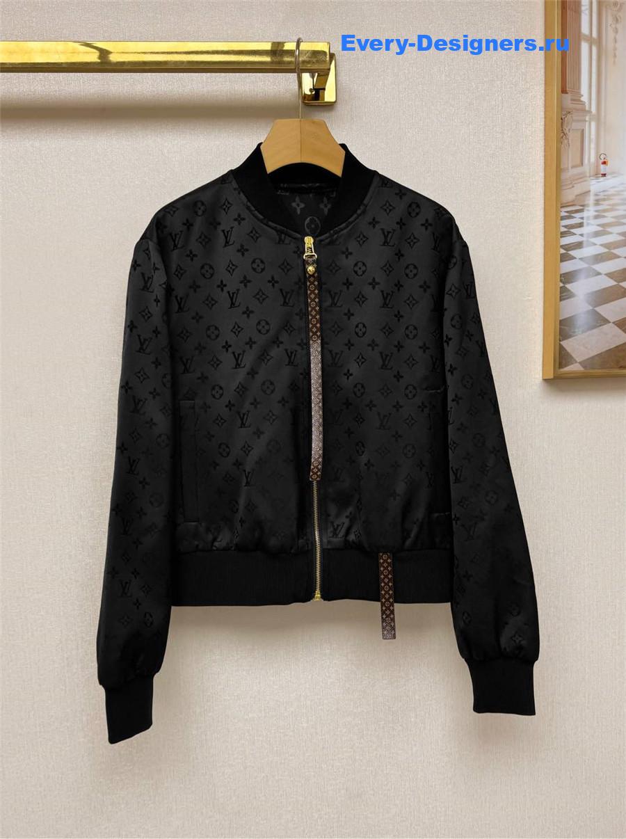 l0vis Vvtt0n embossed monogram jacket