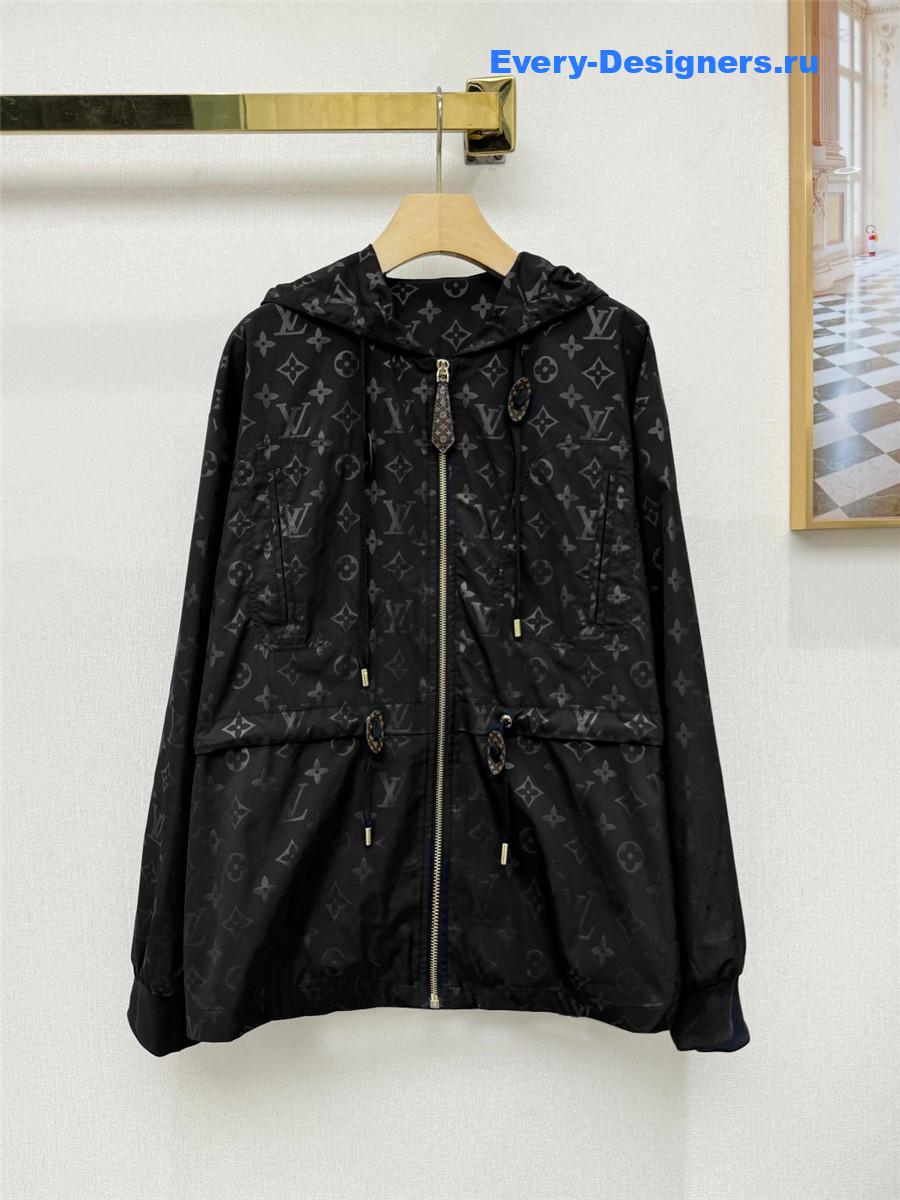 l0vis Vvtt0n black monogram windbreaker