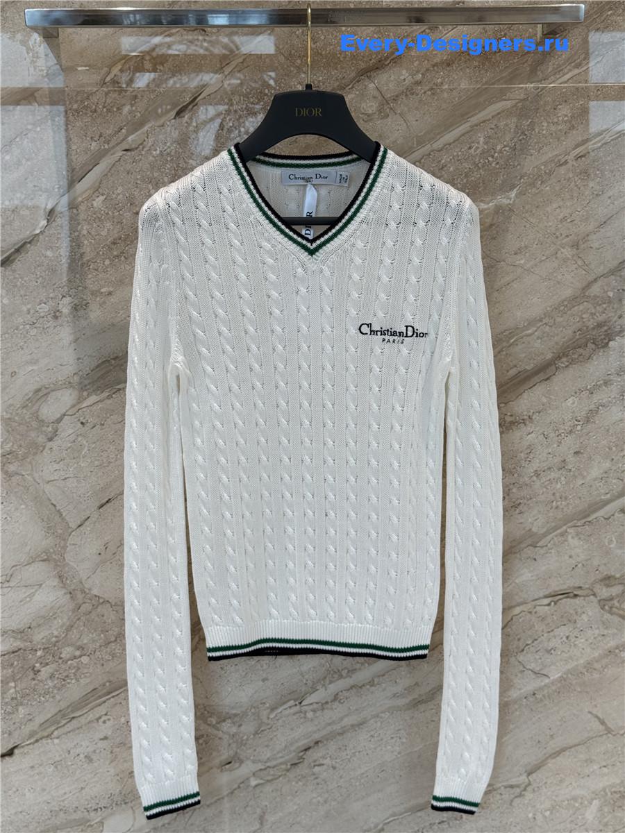 D10r vibe embroidered knit sweater