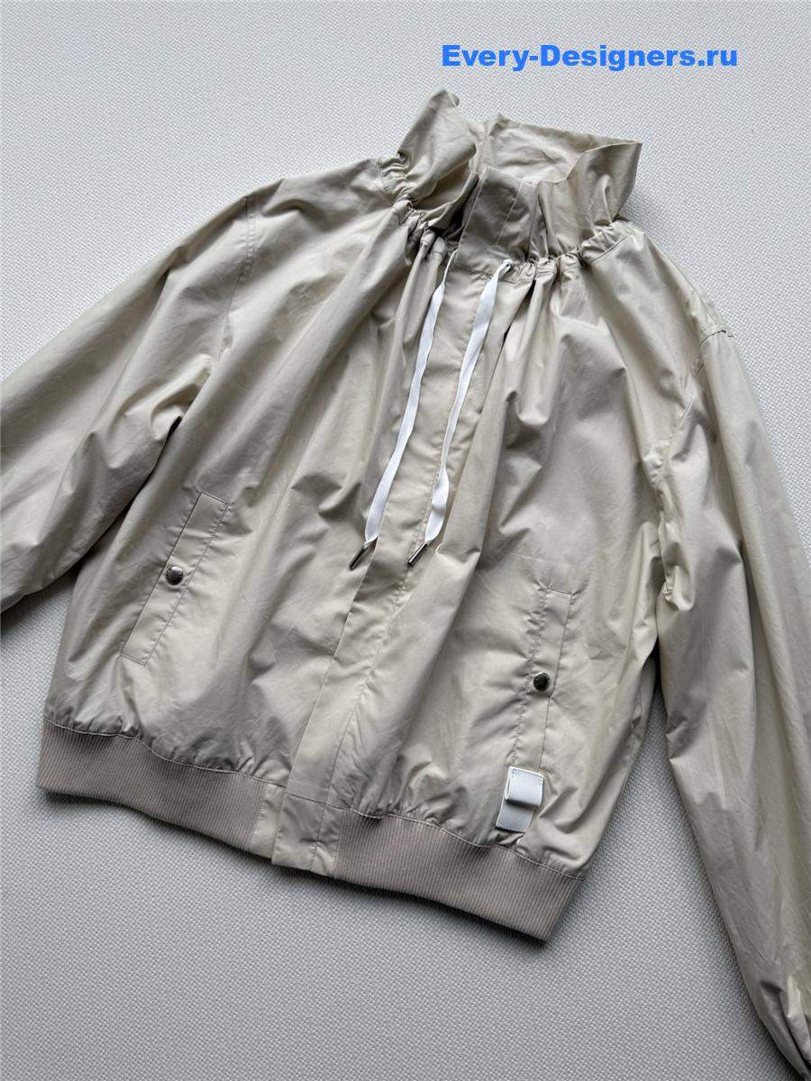 l0vis Vvtt0n ruffle collar bomber