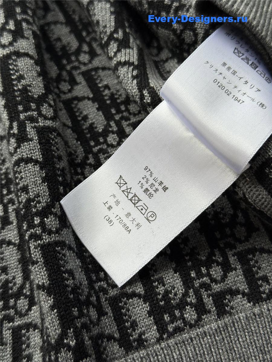 D10r gray embroidered hooded cardigan
