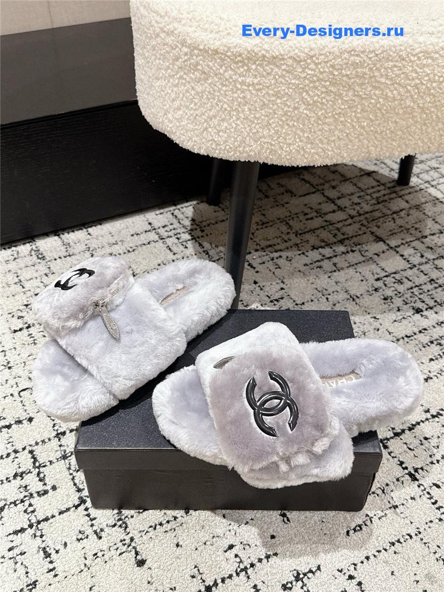 Ch**el gray logo cc wool slides