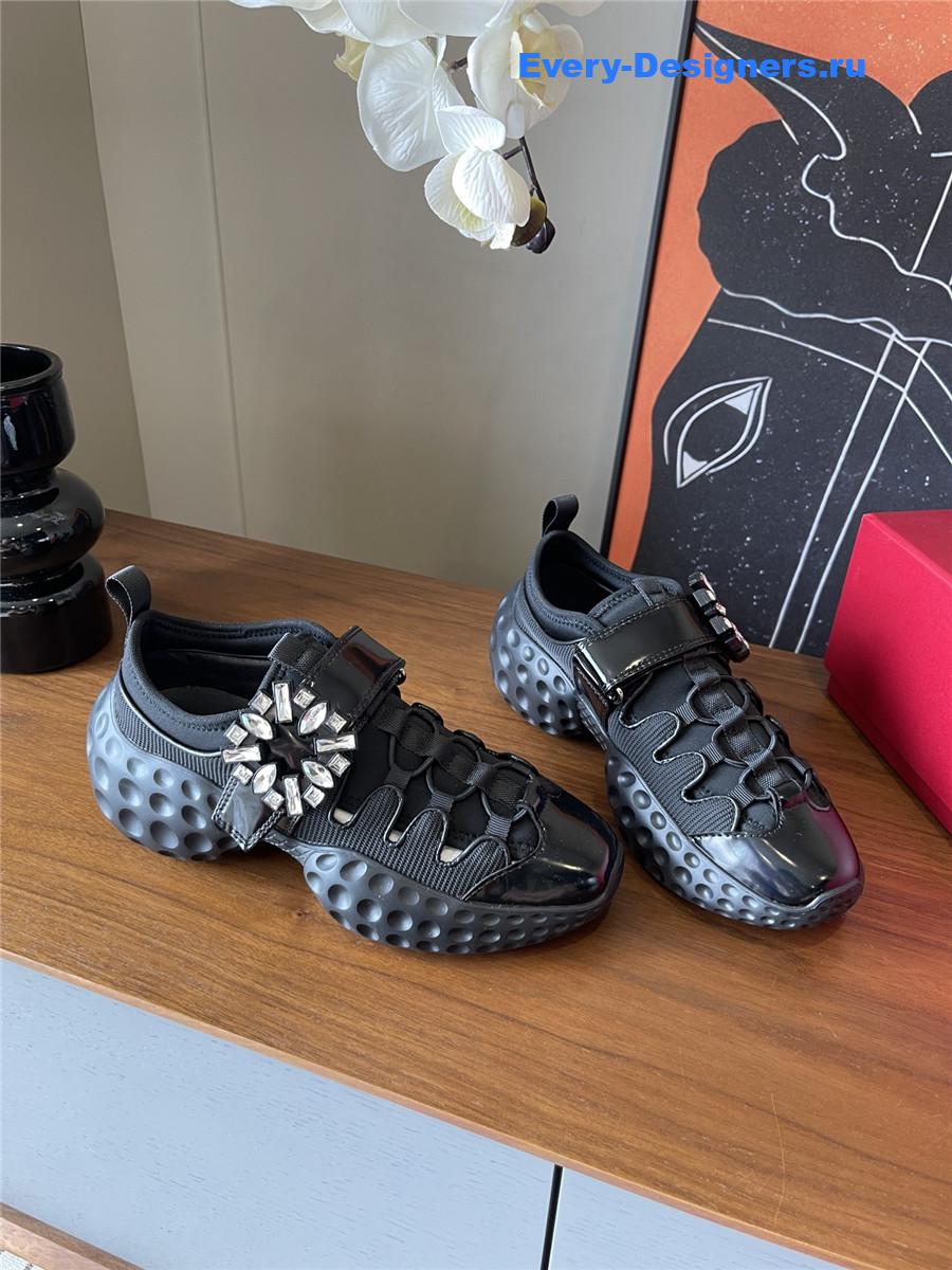 roger u1u1er viv’ black run light sneakers