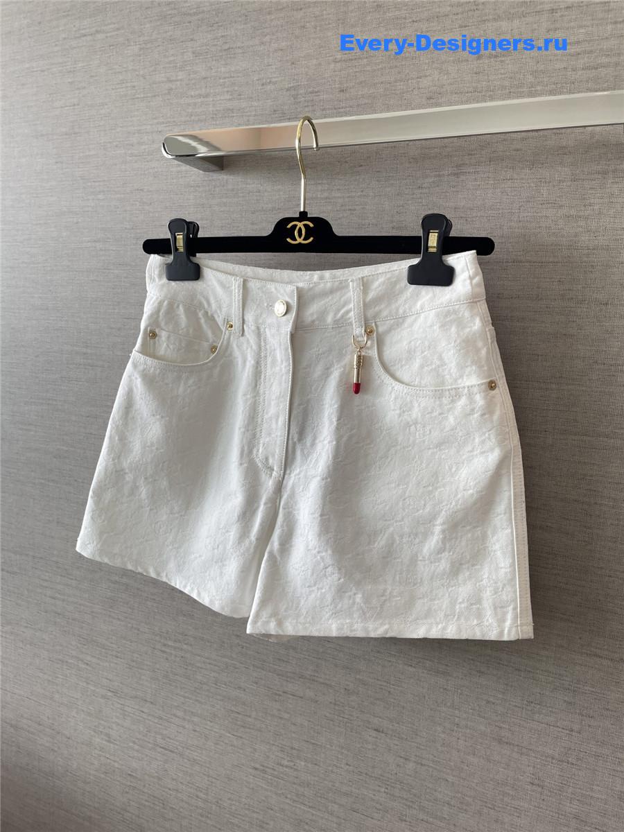 l0vis Vvtt0n white embroidered denim shorts