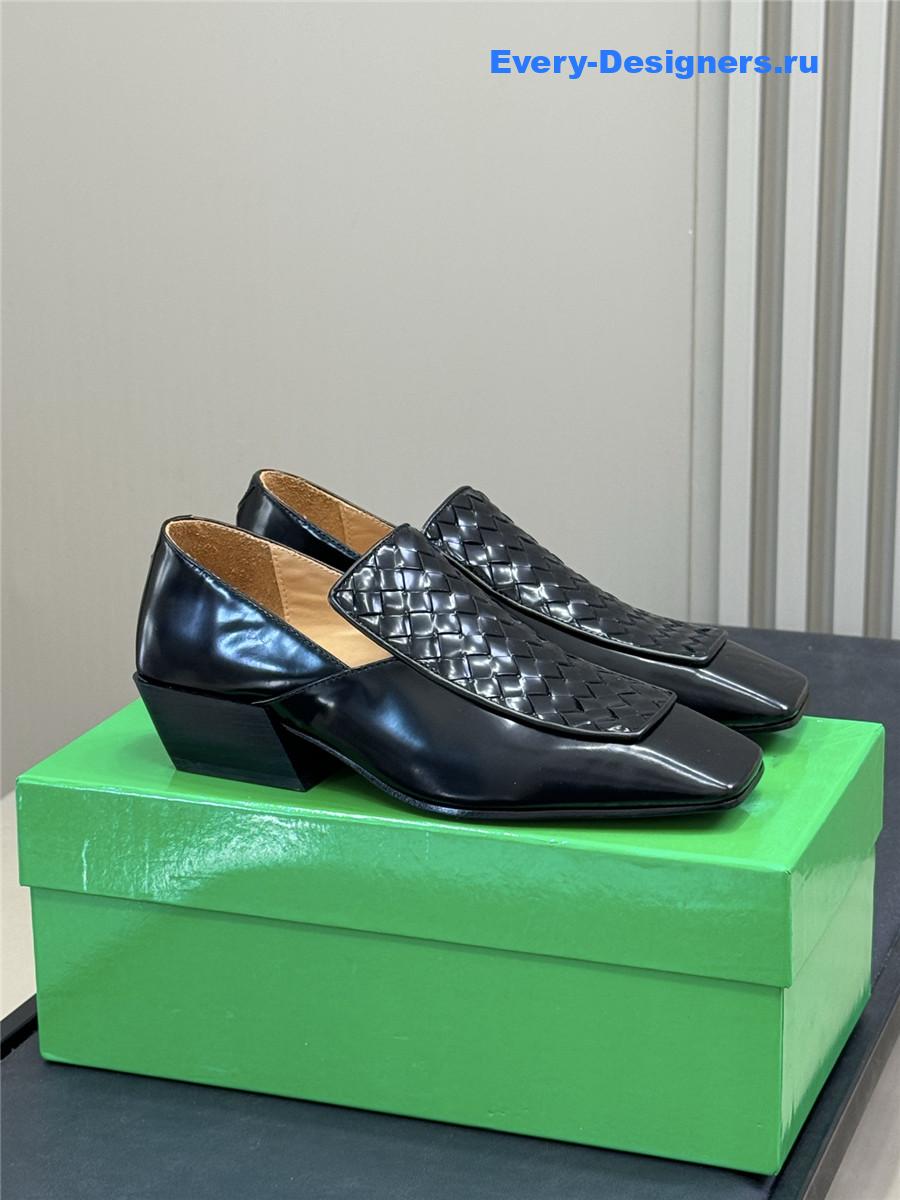 b0tt*ga Ven*ta black okinawa leather loafers
