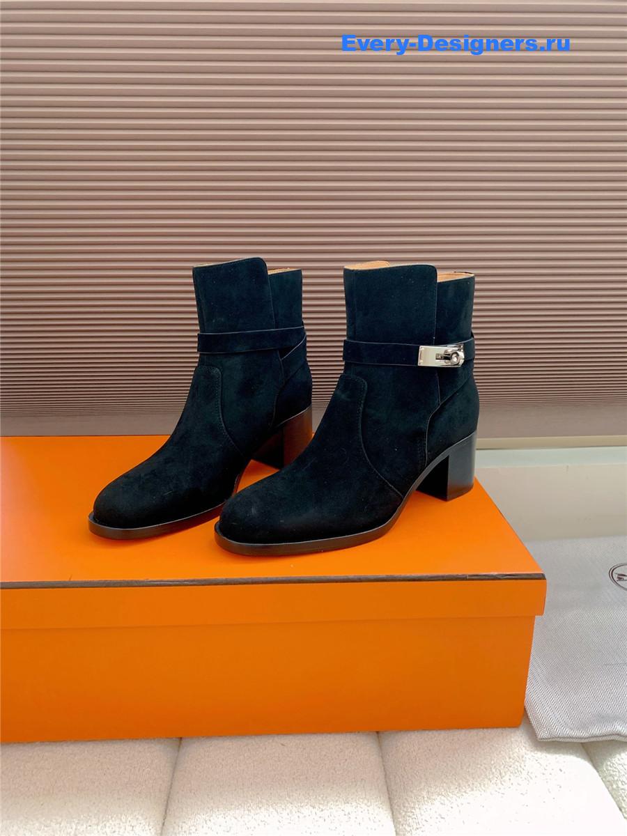 H**me5 black suede frenchie 50 ankle boots