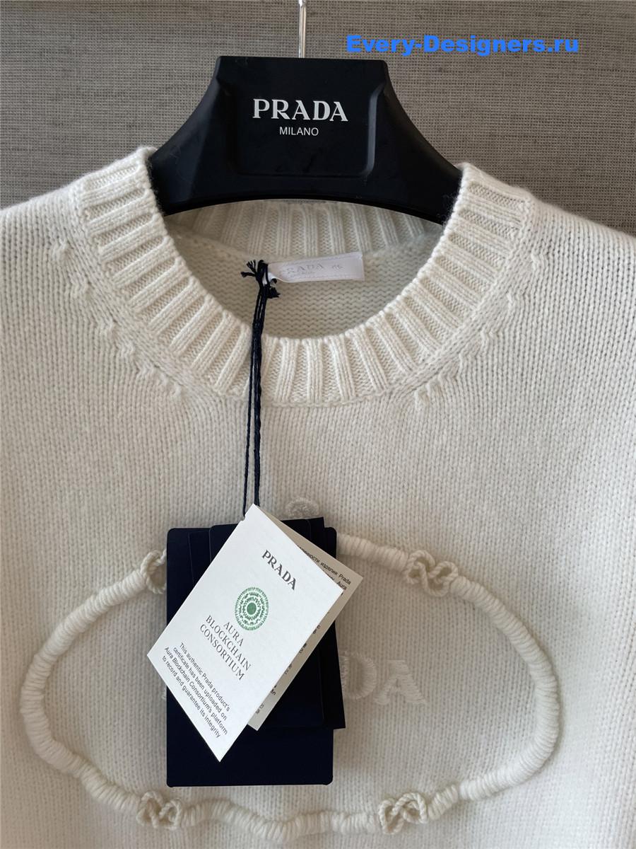 Pra*a white wool and cashmere crew-neck sweater