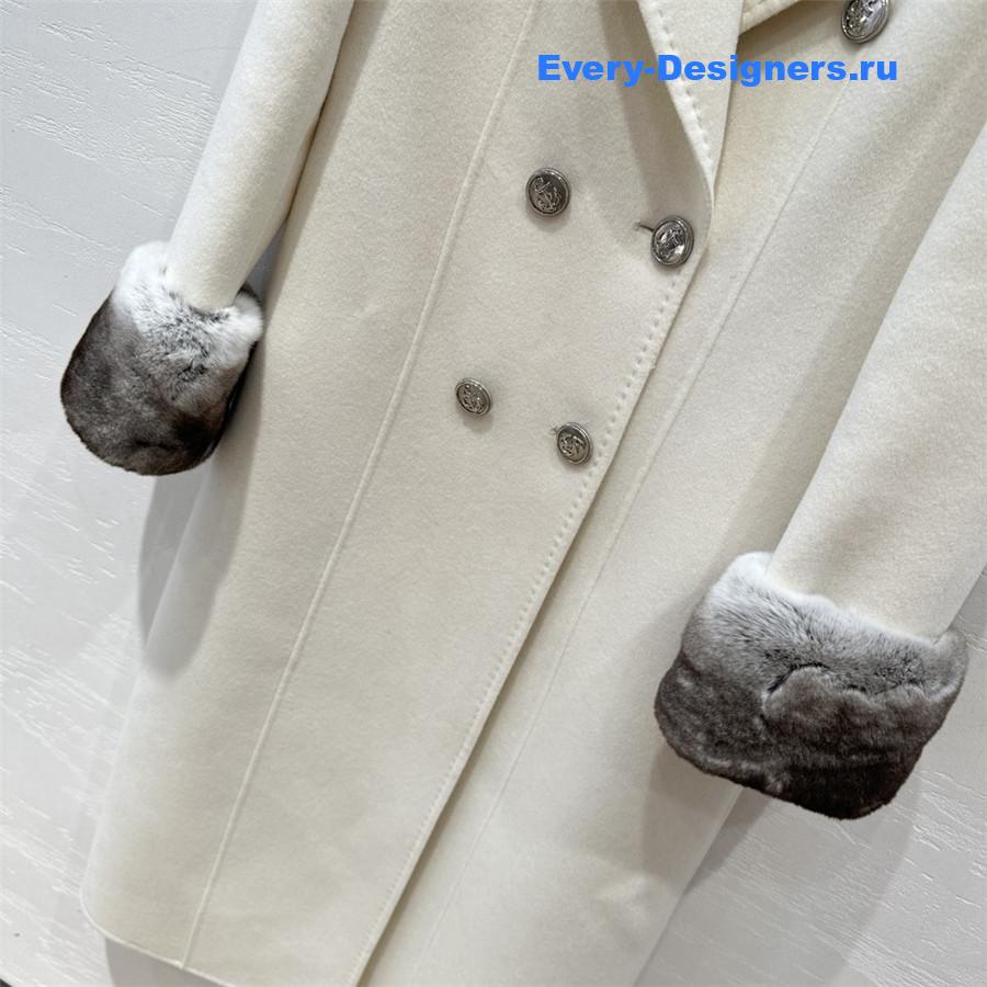 D10r white double-breasted cashmere coat