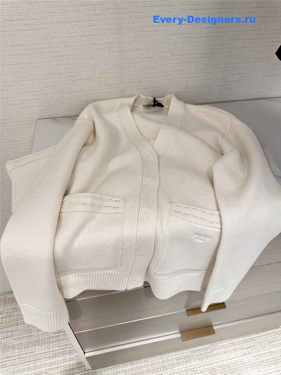 F**di v-neck white cashmere cardigan