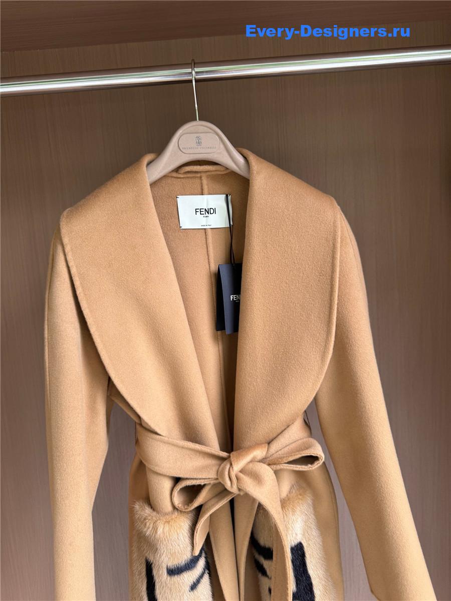 F**di camel logo-patch hooded cashmere coat