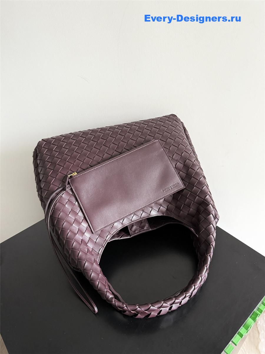 b0tt*ga Ven*ta maroon campana hobo