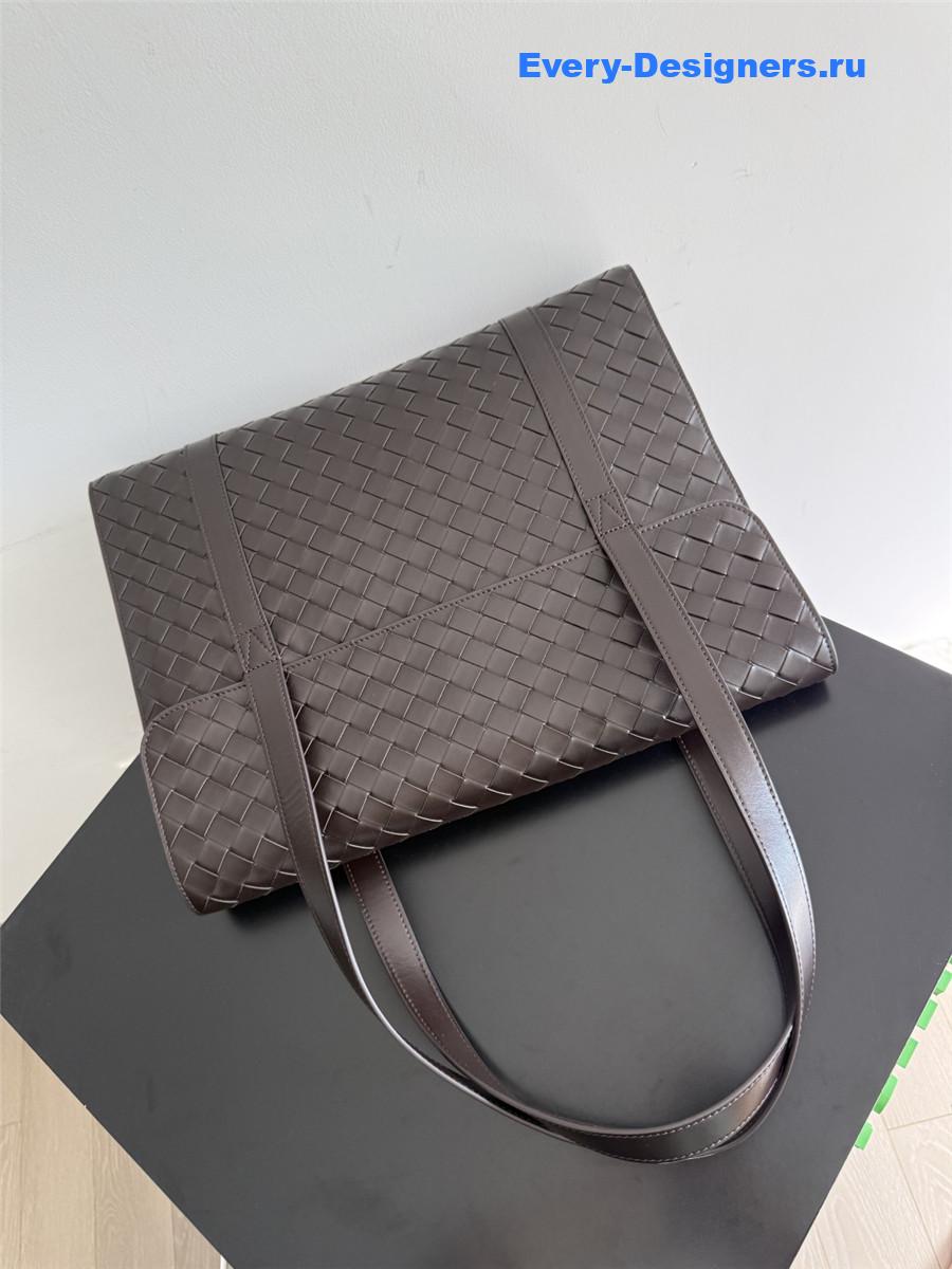 b0tt*ga Ven*ta intrecciato dark brown leather flap briefcase