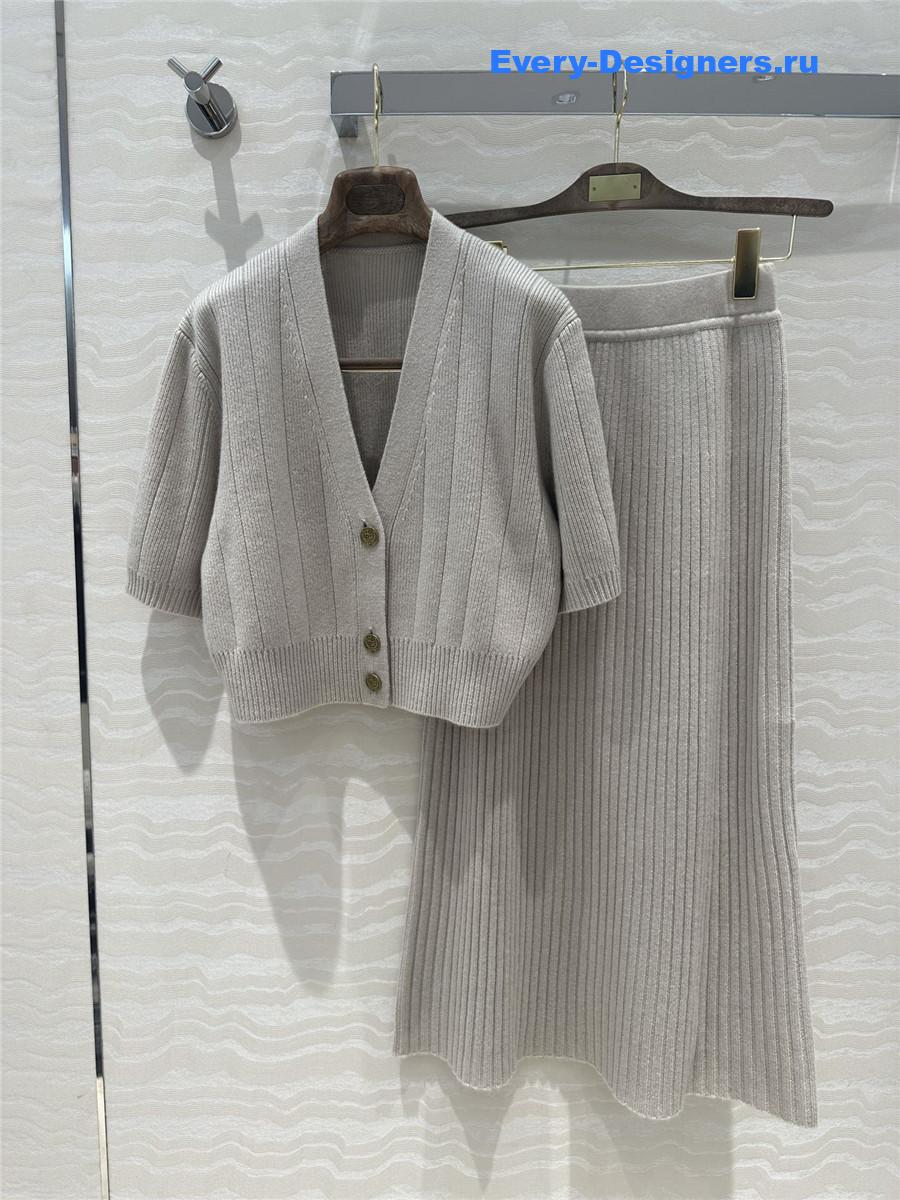 L0r0 P1ana grey cashmere skirt suit