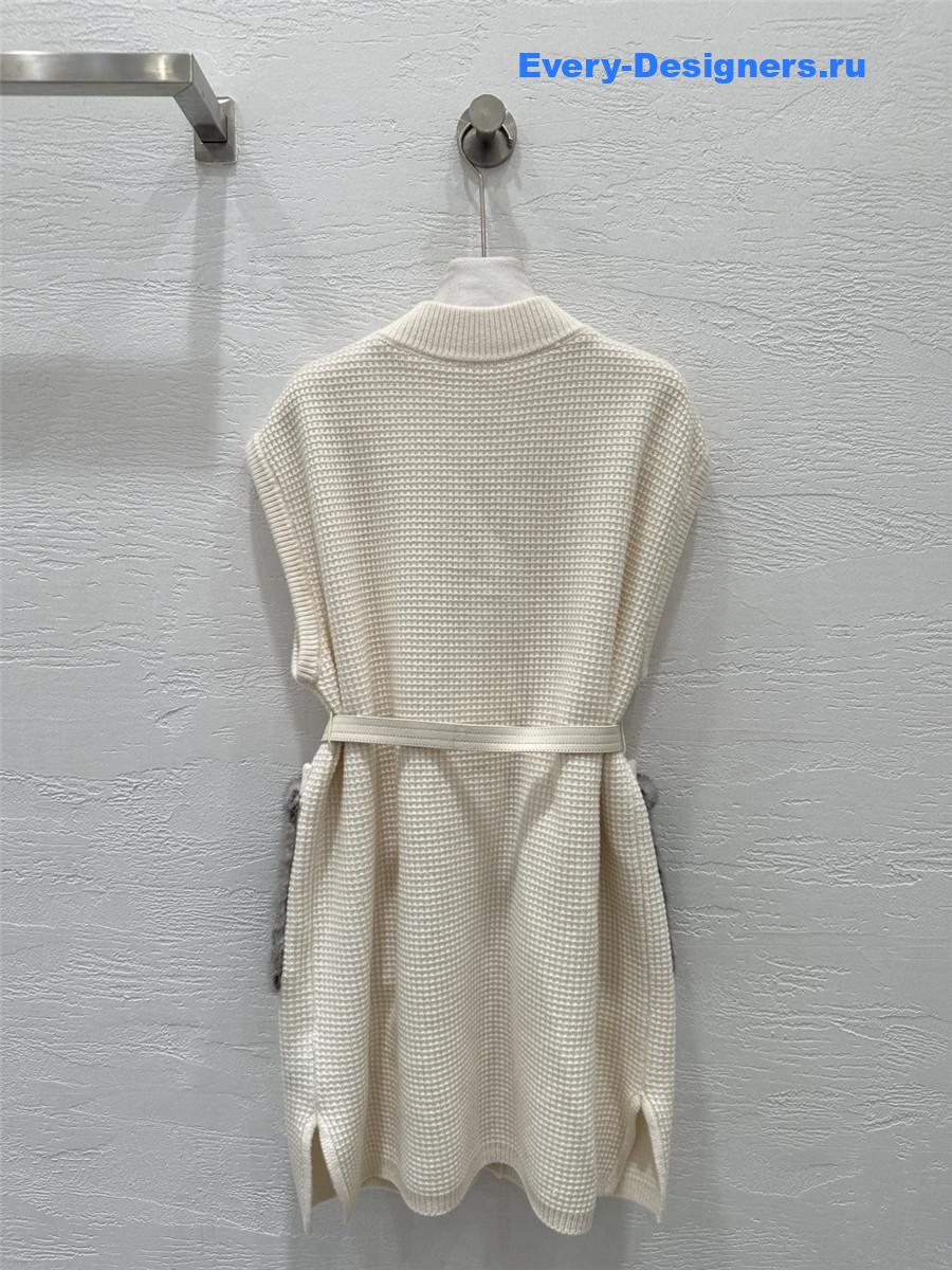 L0r0 P1ana white mink knit vest