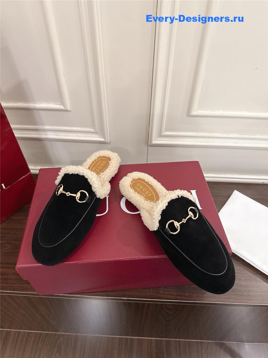 Gvc*1 horsebit wool black mules
