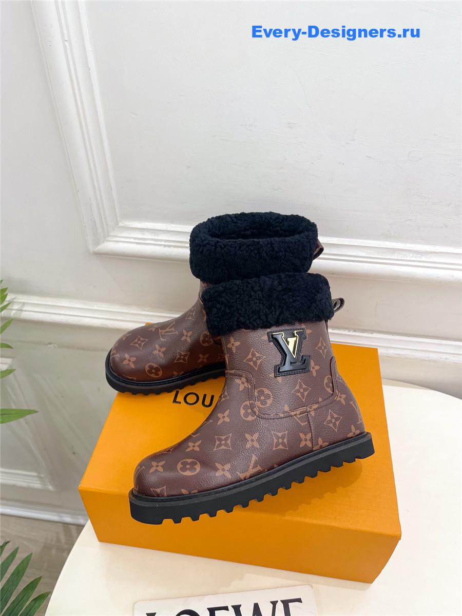 l0vis Vvtt0n lv aspen monogram platform ankle boot