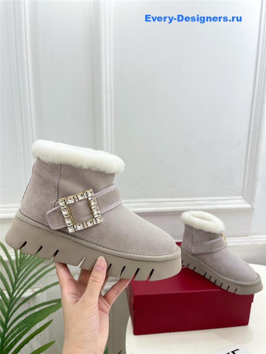 roger u1u1er viv’ winter fur d1am0nd button suede boots
