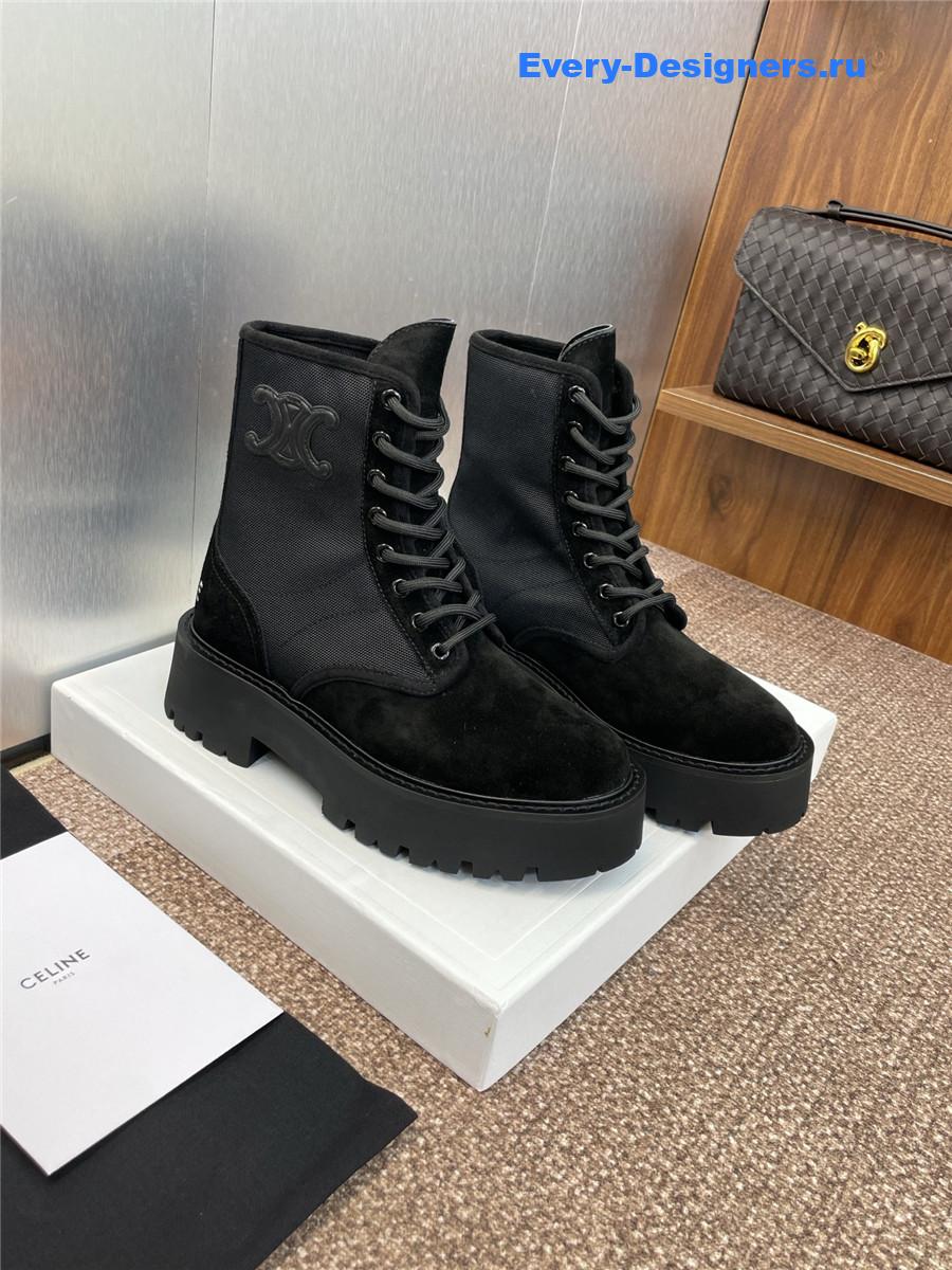 Ce1i*e black bulky laced up boot